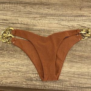 Same Los Angeles Gold Chain Brief